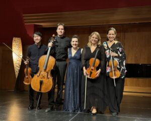 10. Jubiläum des Krzyżowa Musikfestivals und auf Tour
